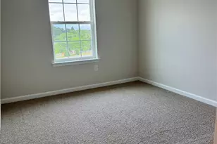 8203 Alexander Ct, Upper Macungie Township, PA 18031 - Photo 17