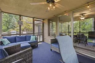 110 Woodmont Cir, Greentown, PA 18426 - Photo 25