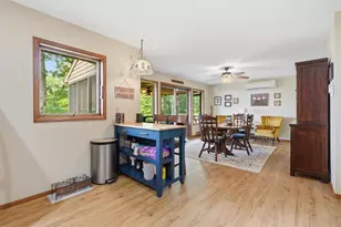 110 Woodmont Cir, Greentown, PA 18426 - Photo 21