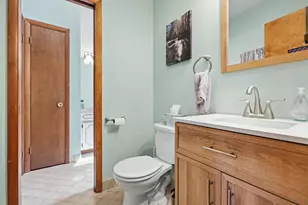 110 Woodmont Cir, Greentown, PA 18426 - Photo 41