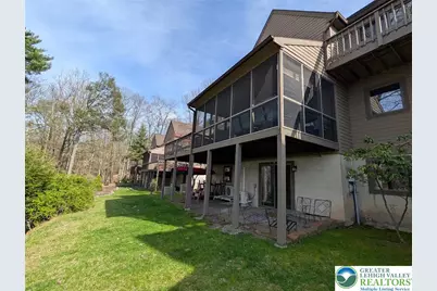 110 Woodmont Circle, Greentown, PA 18426 - Photo 3