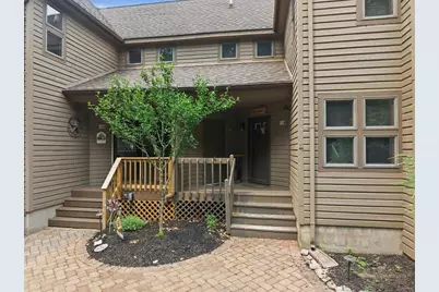 110 Woodmont Circle, Greentown, PA 18426 - Photo 5