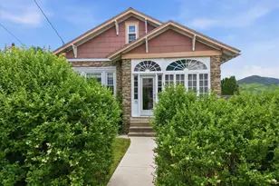 15 W 9th St, Jim Thorpe Boro, PA 18229 - Photo 1