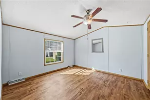 5100 Terri Ln, Lower Mt Bethel Twp, PA 18040 - Photo 13