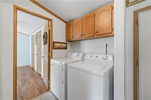 5100 Terri Ln, Lower Mt Bethel Twp, PA 18040 - Photo 13