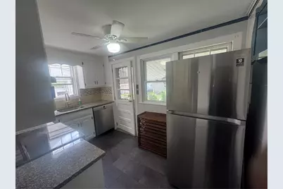 111 E Elm Street E, Emmaus Boro, PA 18049 - Photo 17