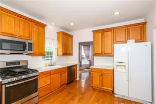 131 Olympic Way, Williams Township, PA 18042 - Photo 9