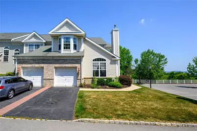 131 Olympic Way, Williams Township, PA 18042 - Photo 3