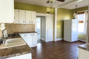 870 Chestnut St, Coplay Boro, PA 18037 - Photo 5