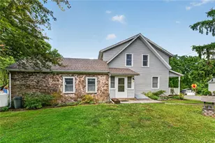 7072 Passer, Upper Saucon Township, PA 18036 - Photo 3