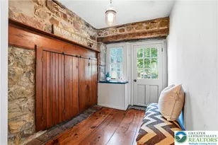 2014 Linden St, Bethlehem City, PA 18017 - Photo 7