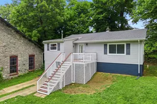 7 Haymont St, Palmer Twp, PA 18045 - Photo 3