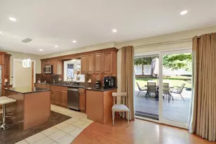 2210 Greenwood Rd, Allentown City, PA 18103 - Photo 17