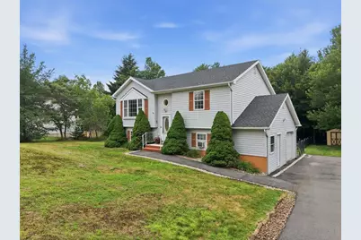 209 Center Drive, Tunkhannock Twp, PA 18610 - Photo 5