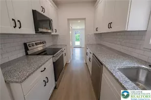 309 N 2nd St, Emmaus Boro, PA 18049 - Photo 11