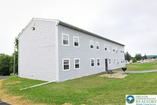 7404 Allemaengel Rd, Lynn Township, PA 18066 - Photo 3