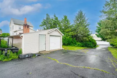 107 N Green Street, Nazareth Boro, PA 18064 - Photo 17