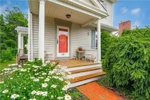 107 N Green St, Nazareth Boro, PA 18064 - Photo 5