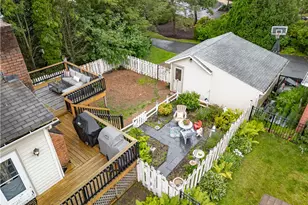 107 N Green St, Nazareth Boro, PA 18064 - Photo 11