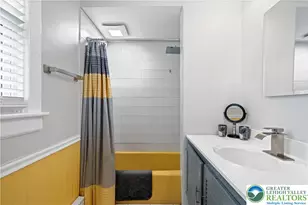 107 N Green St, Nazareth Boro, PA 18064 - Photo 63