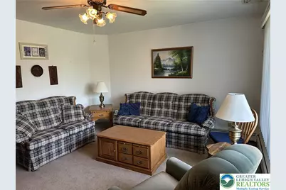 556 Walnut Drive, Lehigh Township, PA 18067 - Photo 13