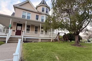 277 E Main St, Bath Boro, PA 18014 - Photo 1