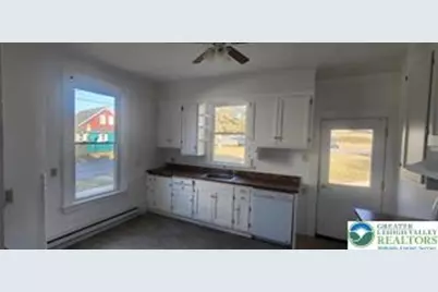 277 E Main Street #1, Bath Boro, PA 18014 - Photo 3