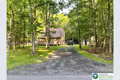 118 Starlight Drive, Chestnuthill Twp, PA 18330 - Photo 1
