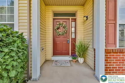 8100 W Cross Creek Circle, Upper Macungie Township, PA 18031 - Photo 5