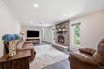 226 Circle Drive S, Hamilton Twp, PA 18353 - Photo 5