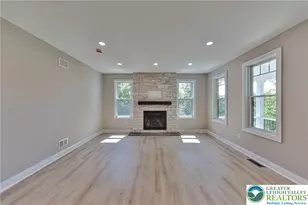 4740 Hillcrest Ln, Whitehall Township, PA 18052 - Photo 13