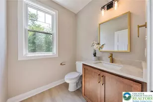 4740 Hillcrest Ln, Whitehall Township, PA 18052 - Photo 15