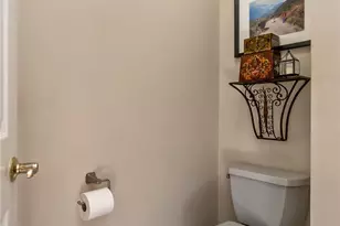 2165 Beechwood St, Upper Macungie Township, PA 18069 - Photo 29
