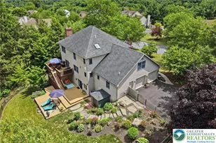 2165 Beechwood St, Upper Macungie Township, PA 18069 - Photo 3