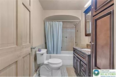 43 E Phillips Street, Coaldale Boro, PA 18218 - Photo 33