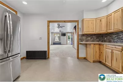 43 E Phillips Street, Coaldale Boro, PA 18218 - Photo 15