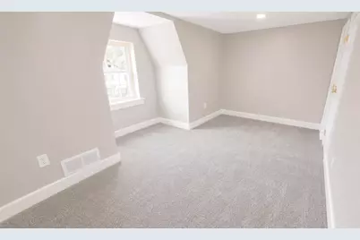 723 Broadway, Bethlehem City, PA 18015 - Photo 11