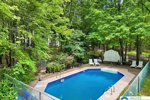 271 N Shore Dr, Tunkhannock Twp, PA 18210 - Photo 5