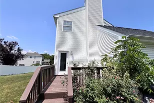 966 Hollow Ct, South Whitehall Township, PA 18104 - Photo 7