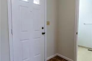 48 Olde Penn Dr, Palmer Twp, PA 18045 - Photo 3