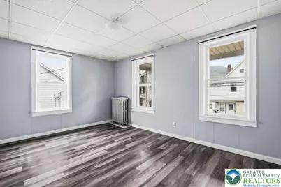 116 W Main Street, Pen Argyl, PA 18072 - Photo 15