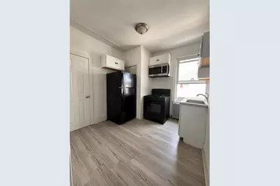 218 S 15th Street #16, Allentown City, PA 18102 - Photo 3