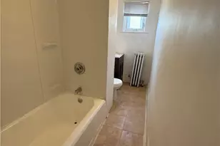 218 S 15th St, Allentown City, PA 18102 - Photo 3