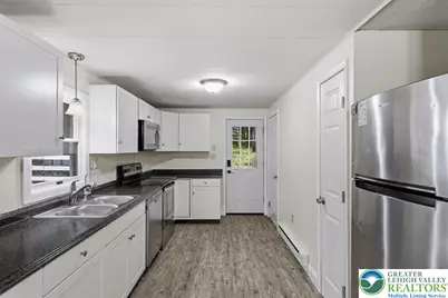 706 Foxtown Hill Road, Stroudsburg, PA 18360 - Photo 3