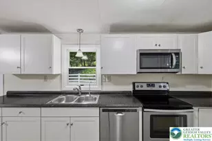 706 Foxtown Hill Rd, Stroudsburg, PA 18360 - Photo 11