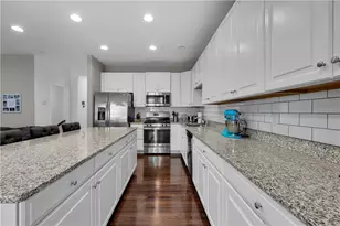 1142 Westminster Dr, Upper Macungie Township, PA 18031 - Photo 19