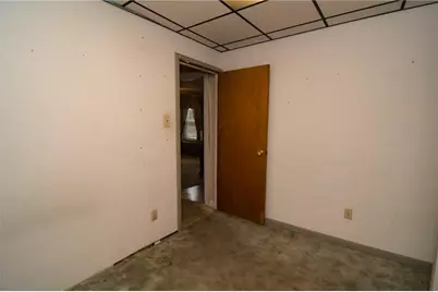 1445 N Muhlenberg Street, South Whitehall Township, PA 18104 - Photo 21