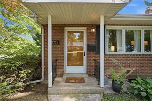 2726 W Livingston St, Allentown City, PA 18104 - Photo 3