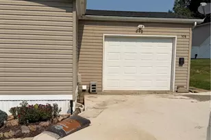 108 Kaysea Ln, East Penn Twp, PA 18235 - Photo 3