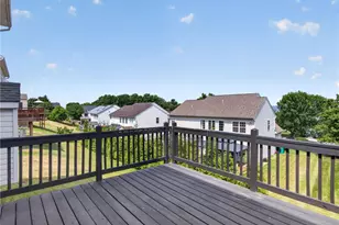 3821 Rittenhouse Rd, Lower Macungie Township, PA 18062 - Photo 15